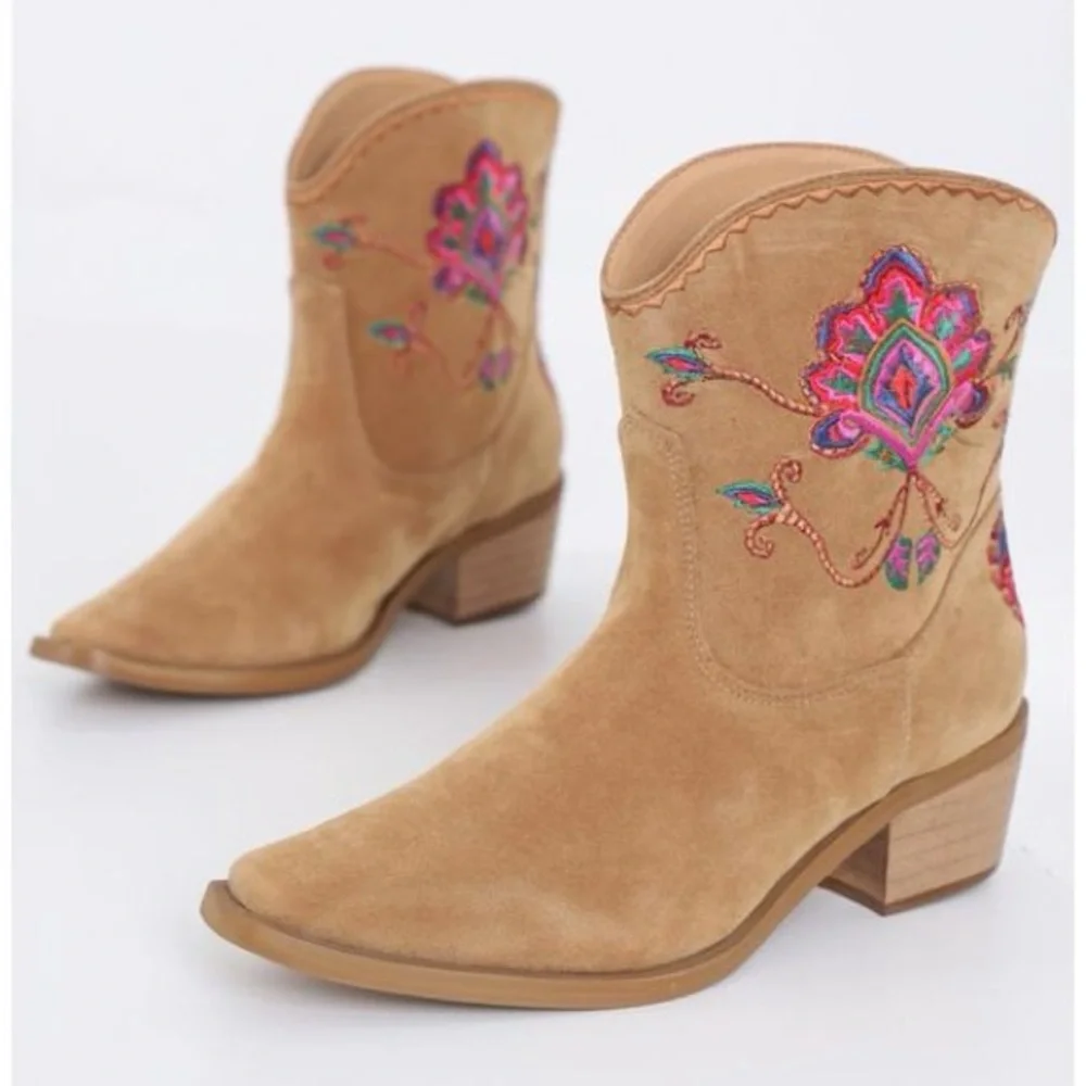 Farm Rio Camel Bota Western Boho Embroidered Tan Ankle Boots - Picture 2 of 14
